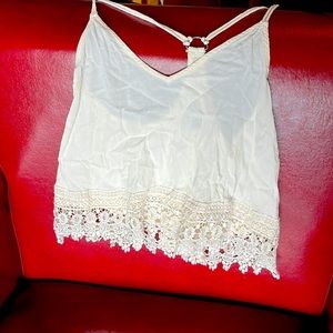 Boho Off-white cropped tank